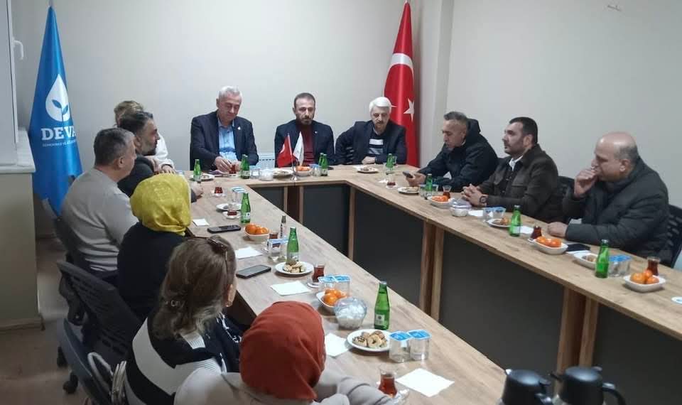 ÇEKSİAD Başkanı Erdal Albayrak ve Yönetimi, DEVA Partisi Çekmeköy İlçe Başkanını Ziyaret Etti