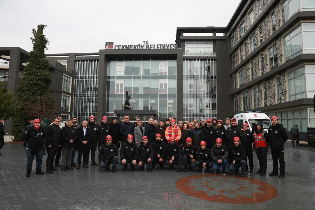 Çekmeköy Belediyesi’nde Deprem Tahliye Tatbikatı Gerçekleştirildi
