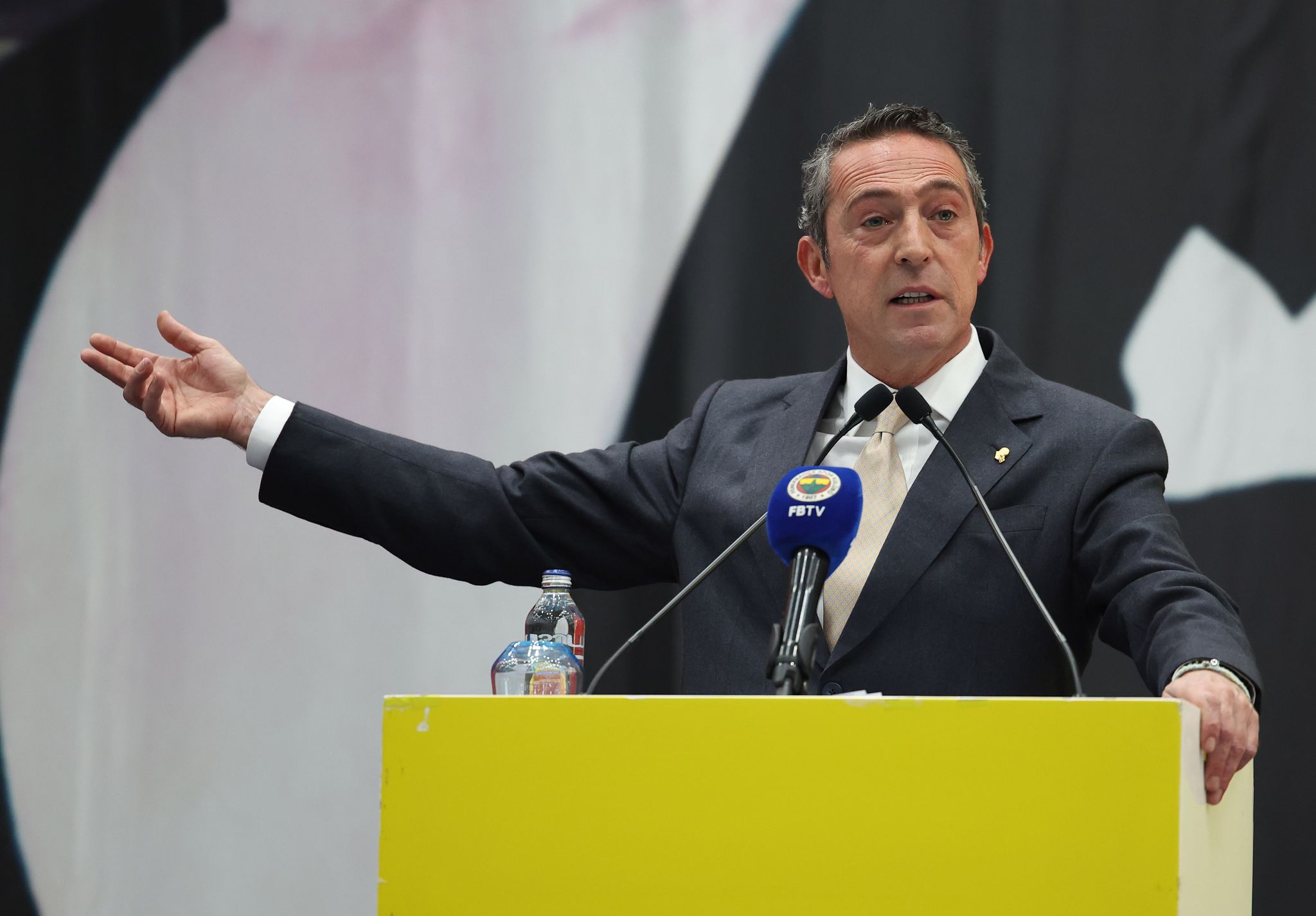 Fenerbahçe Spor Kulübü Başkanı Ali Koç’tan Sert Açıklama: “Bizim Hikayemiz Haram Değil, Alın Teri”