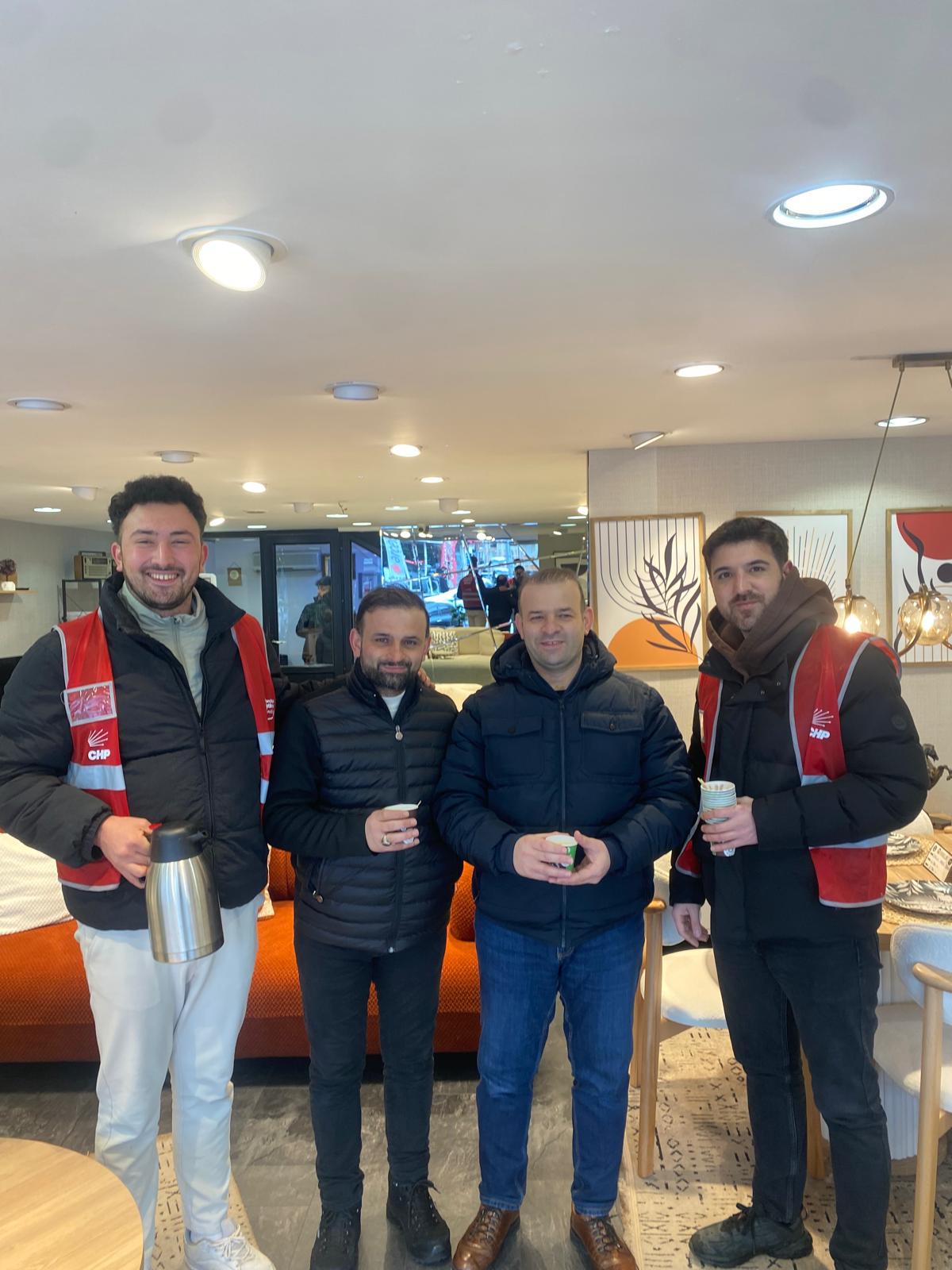 CHP Çekmeköy Gençliği'nden Kışın Kalbini Isıtan Hareketler