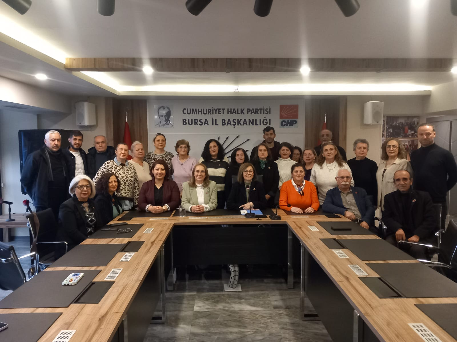 CHP Bursa İl Kadın Kolları, Medeni Kanun’un 99. Yılında Eşitlik Mücadelesine Devam Ediyor