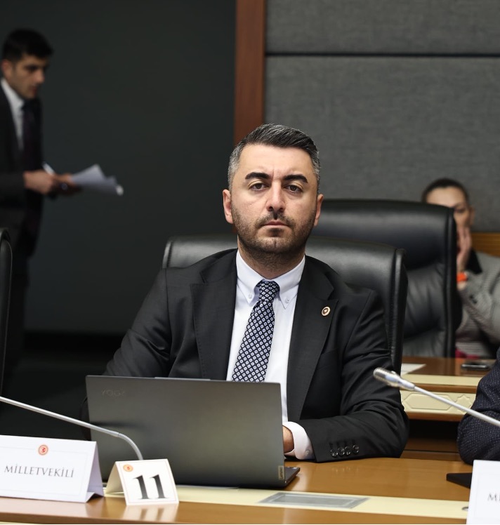 DEVA Partisi'nden Bakanlığa Sert Eleştiri: "Kartalkaya'daki Otel Yangını, Denetim Boşluklarının İtirafıdır"