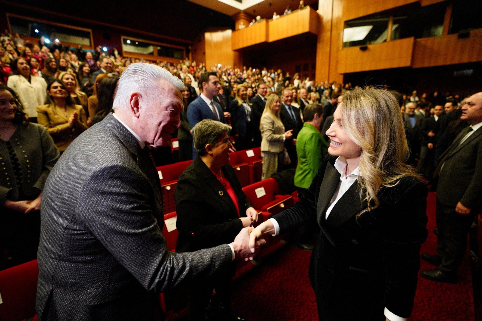 İlham Veren Adımlar Buluşması"nda Kadın Hakları ve Eşitlik Mesajları Verildi