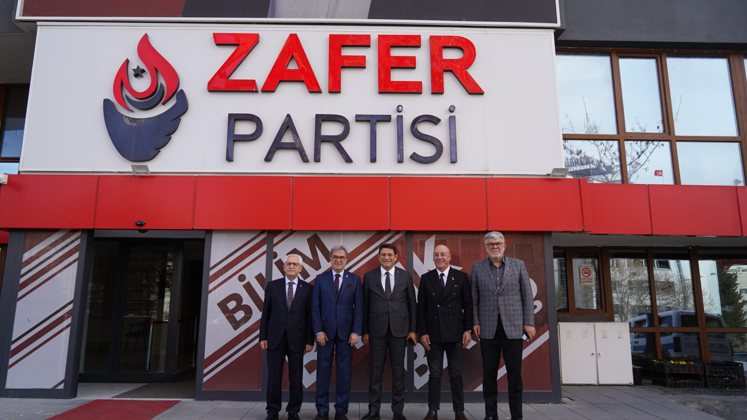 DEVA Partisi ve Yeni Yol Partisi, Zafer Partisi’ni Ziyaret Etti: Siyasetin Hukuk Yoluyla Dizayn Edilmesine Karşı Duruldu