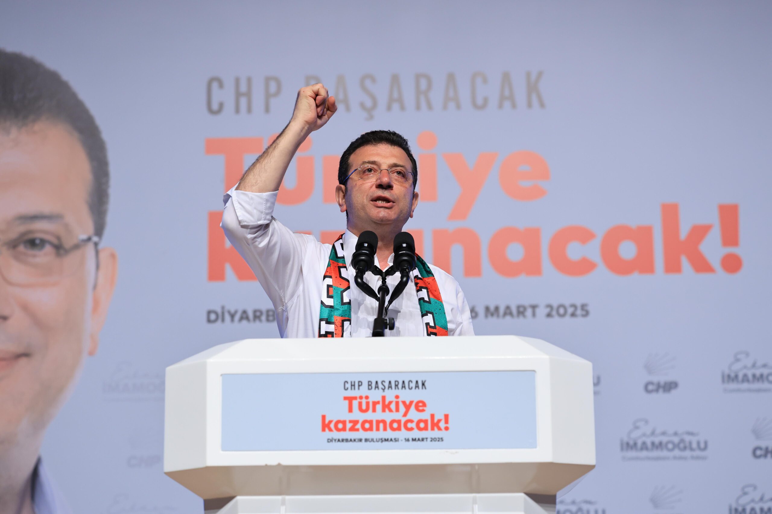 İmamoğlu'ndan Silivri Cezaevi'nden Sert Mesaj: "Yeni Nesil Teşkilatlanma Ruhunu Satın Almaktır"