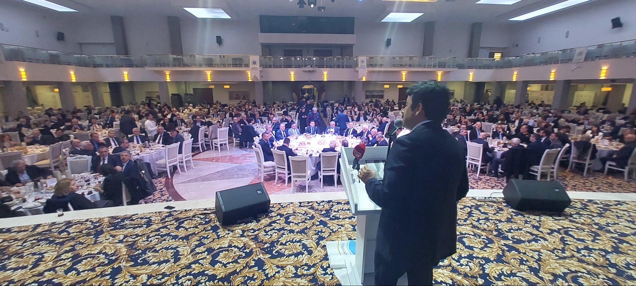 Kırşehir Valisi Murat Sefa Demiryürek, Ankara'da İkamet Eden Kırşehirlilerle İftar Programında Bir Araya Geldi