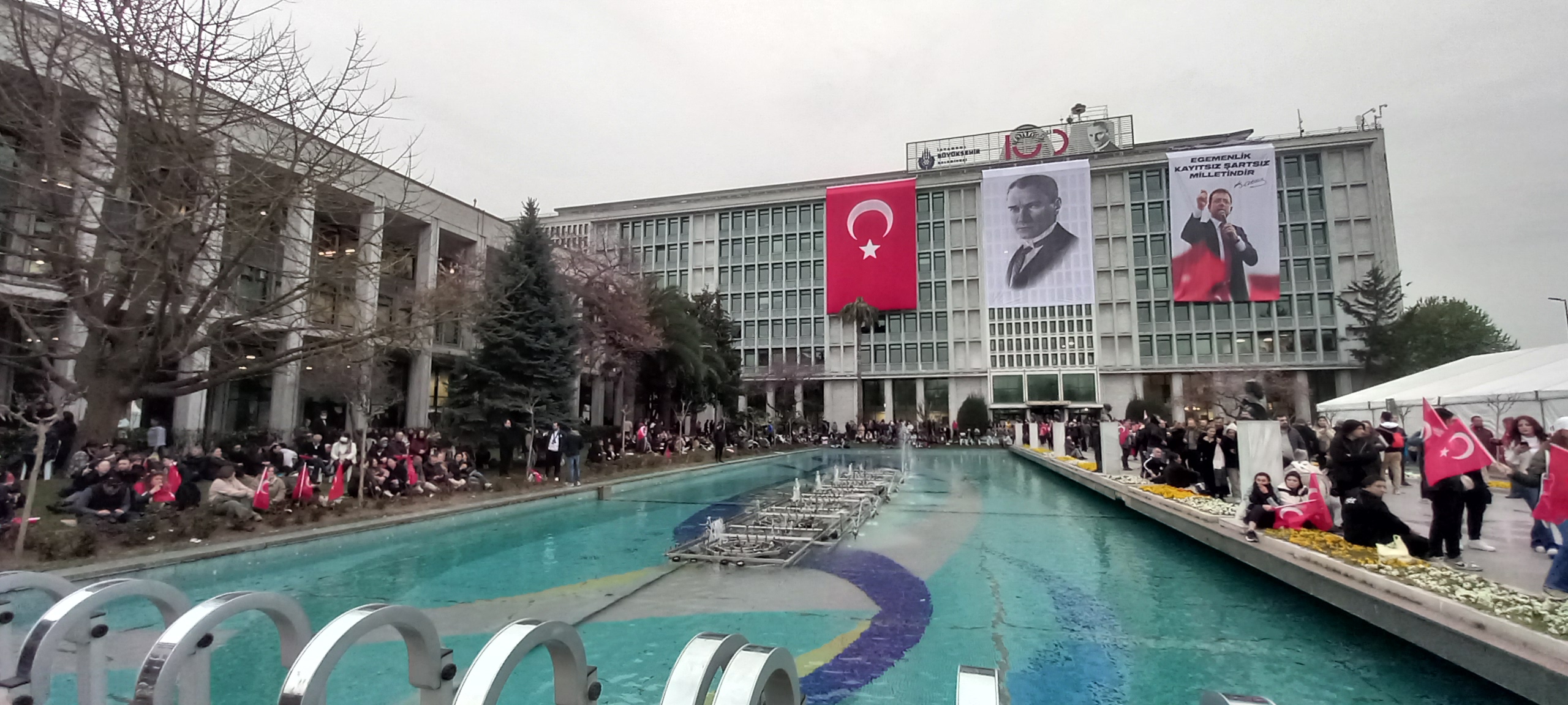 Ekrem İmamoğlu'ndan Silivri Cezaevi'nde Cumhurbaşkanlığı Önseçimi Açıklaması: "15 Milyon Vatandaşımız Oy Kullandı"