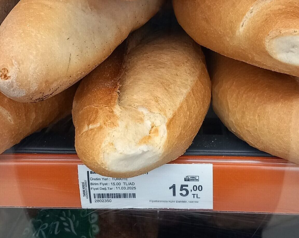 Ramazan Ayı Başladı, Fiyat Etiketleri Tavan Yaptı: “Ekmeği Bile Kursağımızda Bıraktılar”