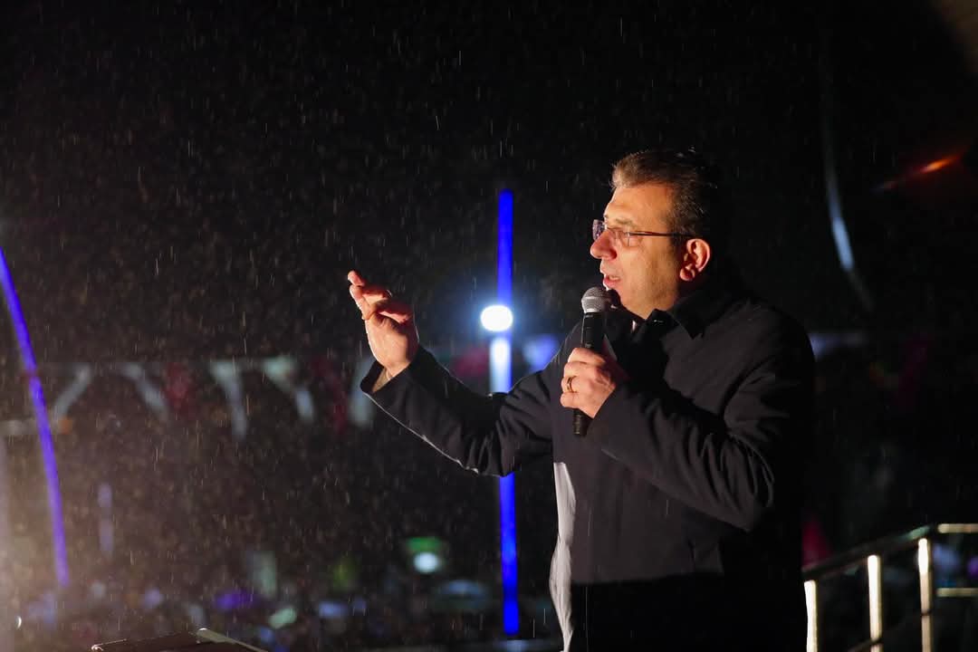 İmamoğlu’ndan Sert Tepki: “Beykoz Belediye Başkanı’na Yapılan Hukuksuz Muameleyi Asla Kabul Etmiyoruz!”