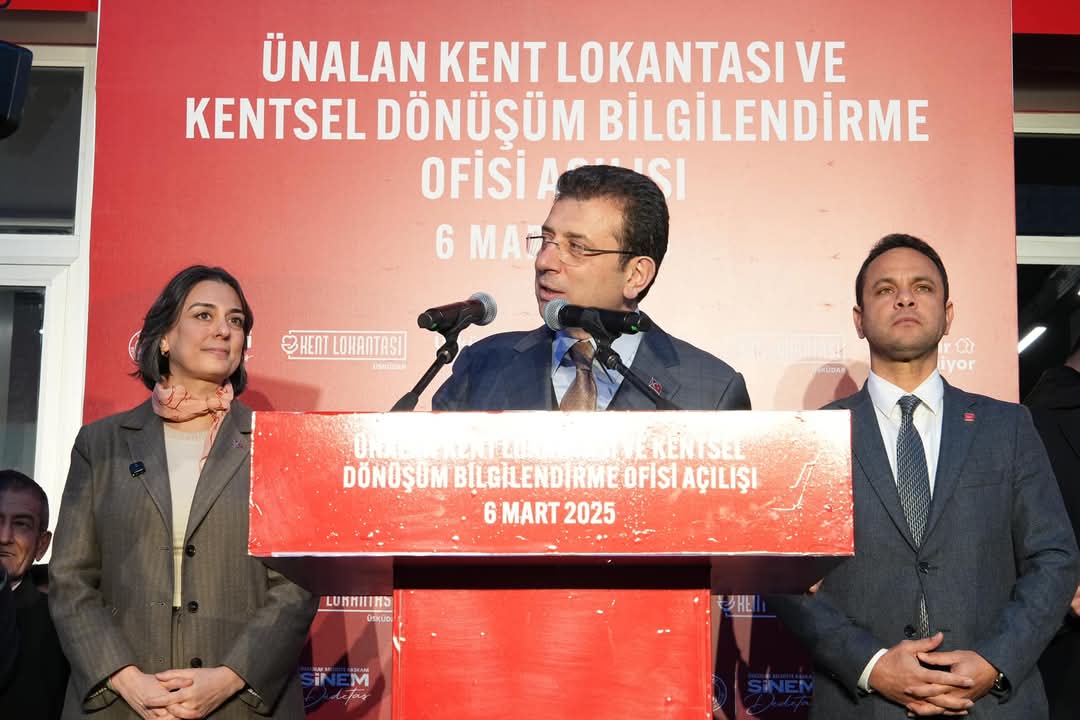 Üsküdar’da Dayanışma Sofrası Kuruldu: Ünalan Kent Lokantası Açıldı, İzdiham Yaşandı