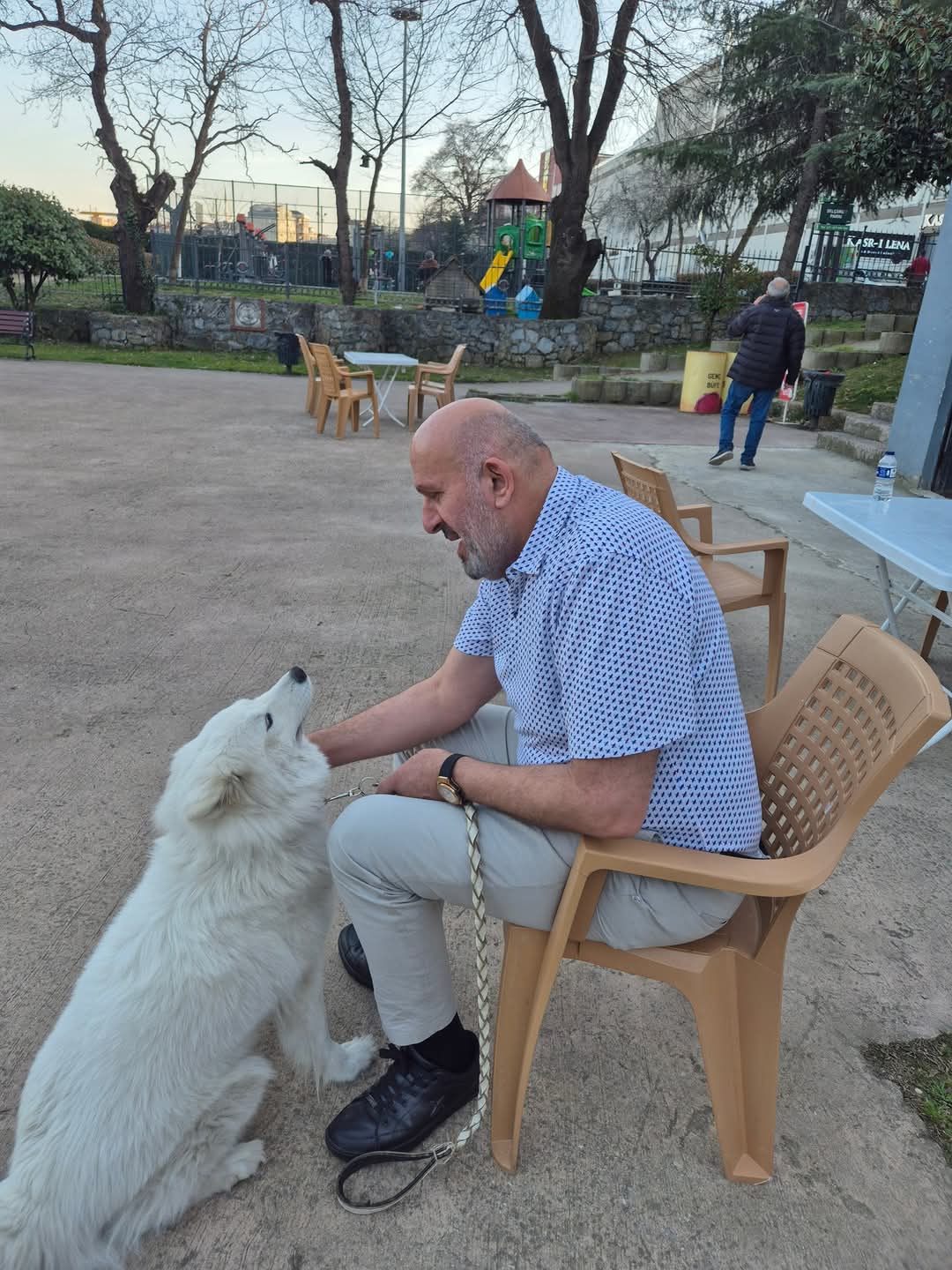 Bir Muhtarın Ötesinde: Kadir Delibalta’nın İnsanlığa Hizmet Yolculuğu