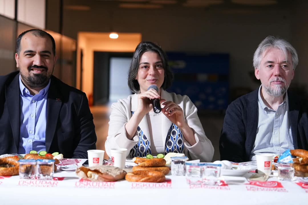 Üsküdar Belediye Başkanı Sinem Dedetaş’tan Zabıta ve Temizlik Personeline İftar Yemeği