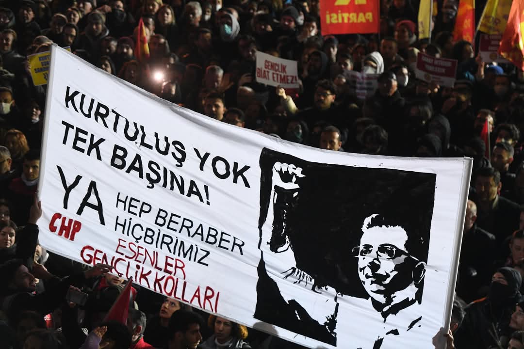 İmamoğlu'ndan Gözaltı Sürecine Sert Eleştiri: "Türkiye'ye Büyük Bedel Ödetildi"