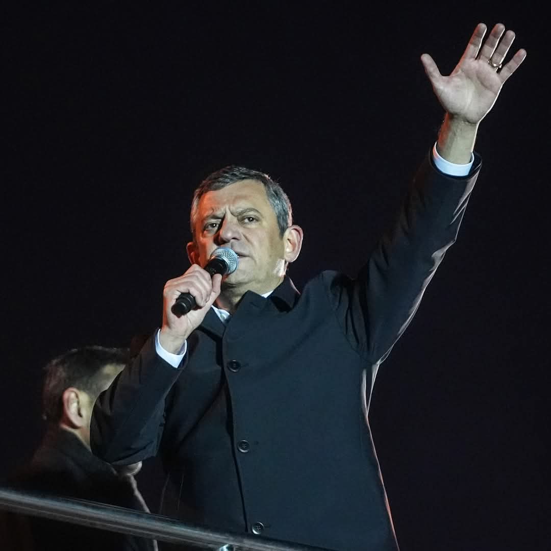 Özgür Özel, Maltepe Mitingi’nde Yeni Boykot Listesini Açıkladı