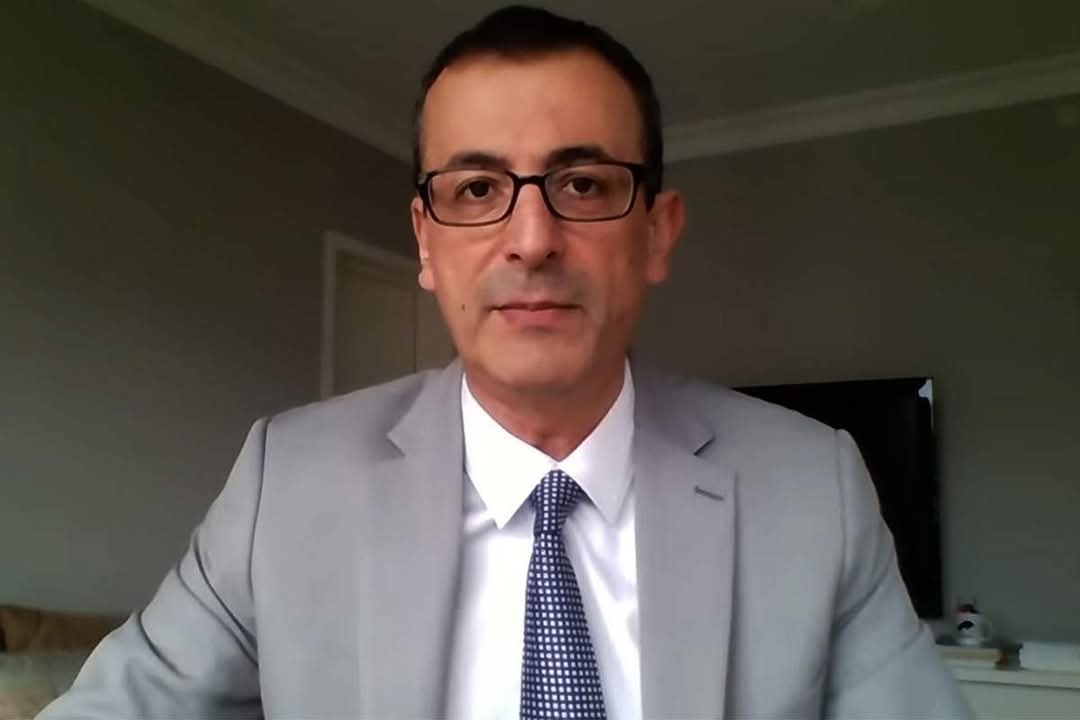 Ekonomist ve Gazeteci Evren Devrim Zelyut, 43 Yaşında Hayatını Kaybetti