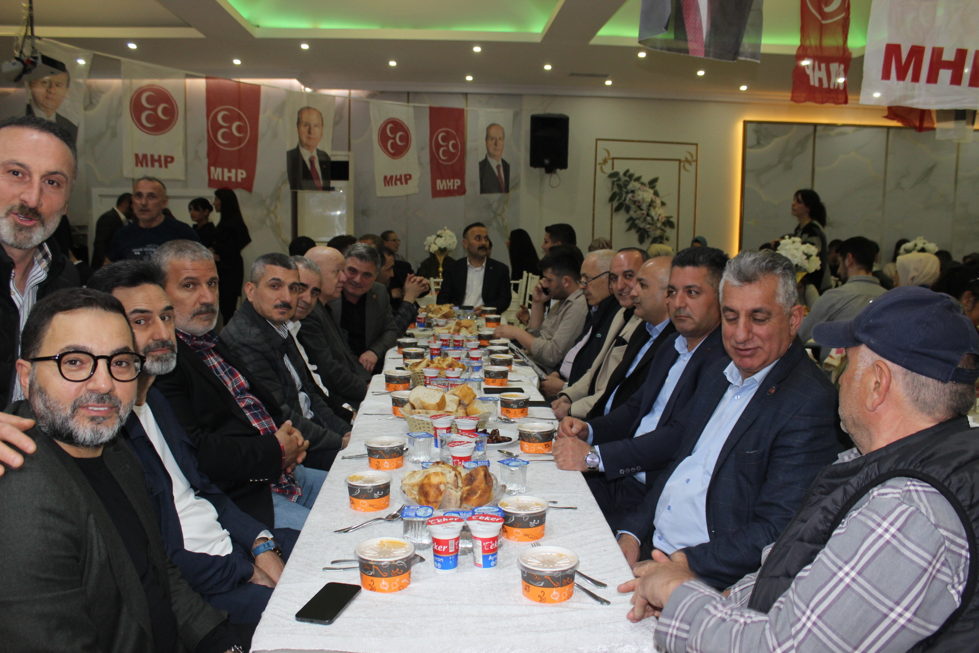 MHP Çekmeköy İlçe Başkanlığı İftar Programında Salon Doldu Taştı