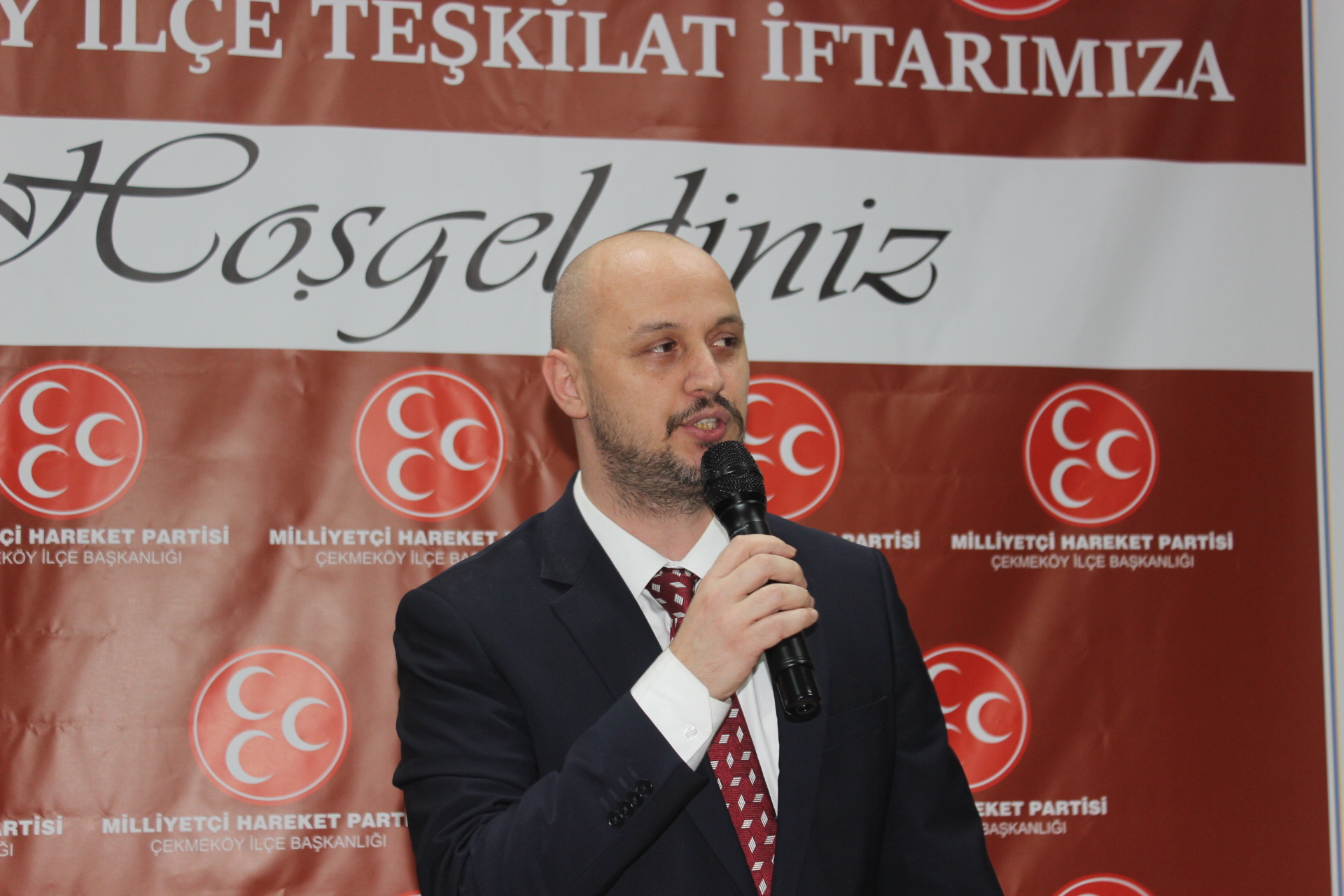 MHP’DE GECE YARISI KARARI: İSTANBUL TEŞKİLATI FESHEDİLDİ, ÇEKMEKÖY’DE GÖREV DEĞİŞİMİ