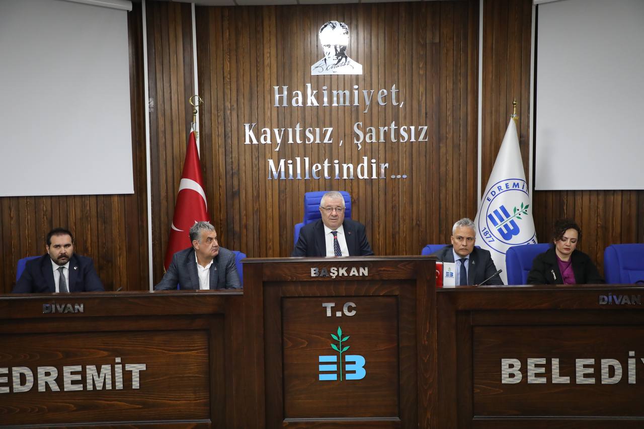 Edremit’te Turizmi Canlandırma Hedefiyle Zeytinli Rock Festivali Girişimi