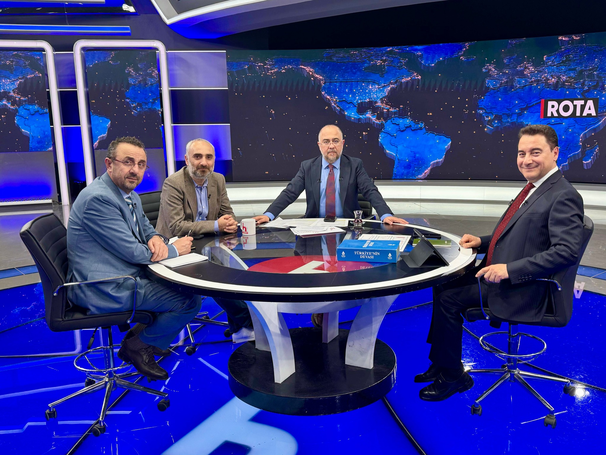 Ali Babacan’dan Çarpıcı Açıklamalar: “Enflasyon Tek Haneye Düşürülür, Ama Liyakat ve Ehliyetle!”