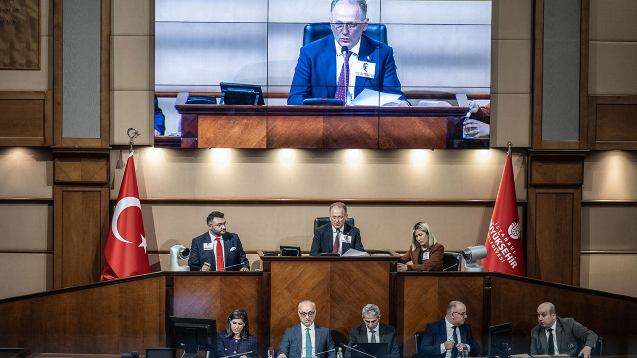 İmamoğlu’nun Hukuksuz Tutuklaması, Cumhur İttifakının 2 Meclis Üyesini CHP’ye Oy Vermeye Zorladı”