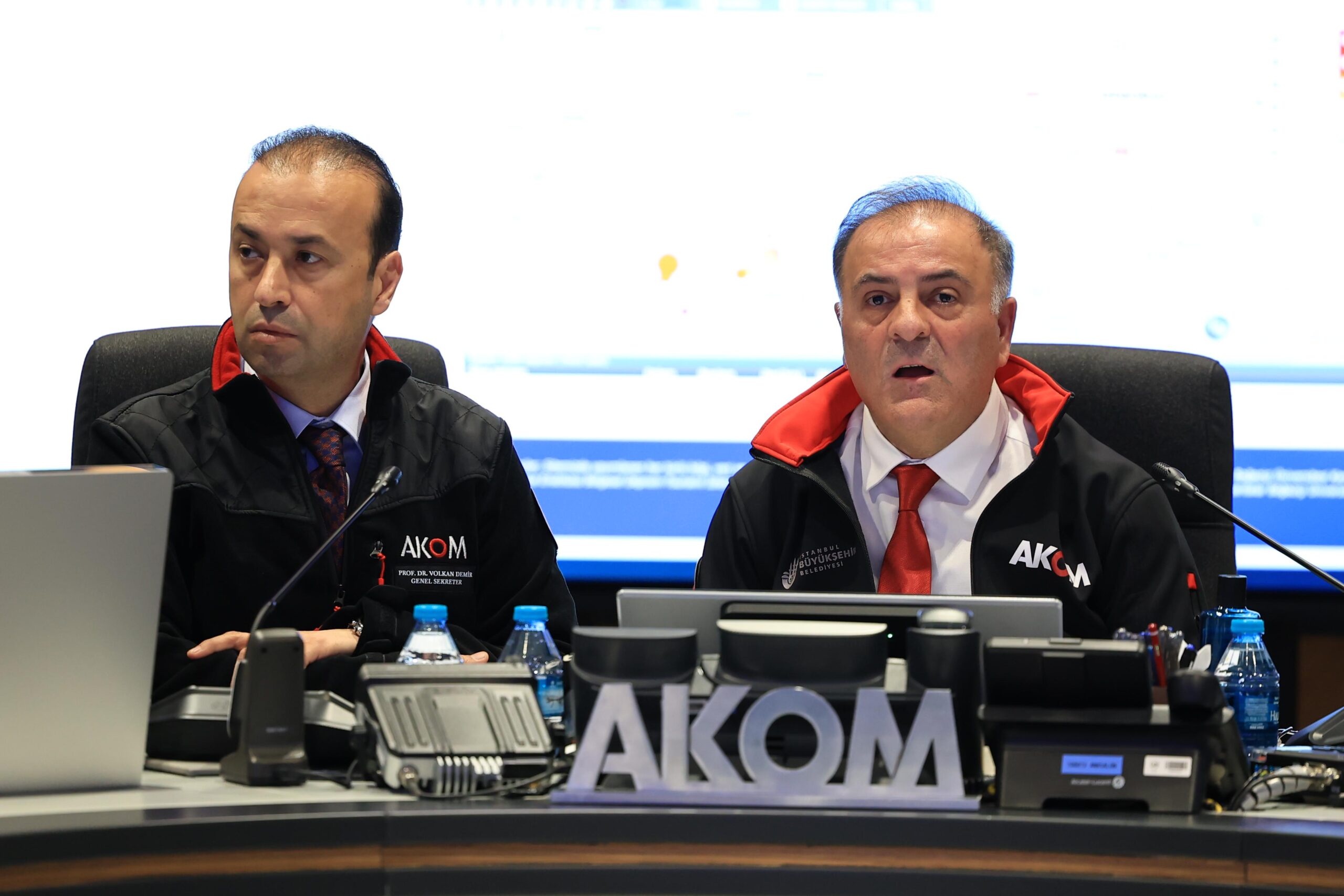 İstanbul Deprem Sonrası Alarmda: İBB’den Anlık Bilgilendirme ve Koordinasyon