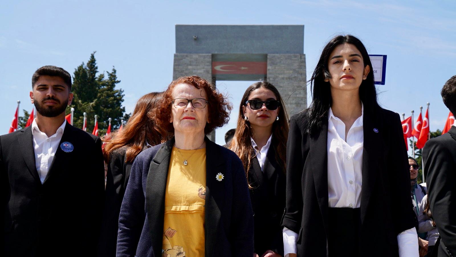 Cumhuriyet Bizimdir, Bizim Kalacak!” – 2500 Genç Çanakkale’de Atasına Seslendi