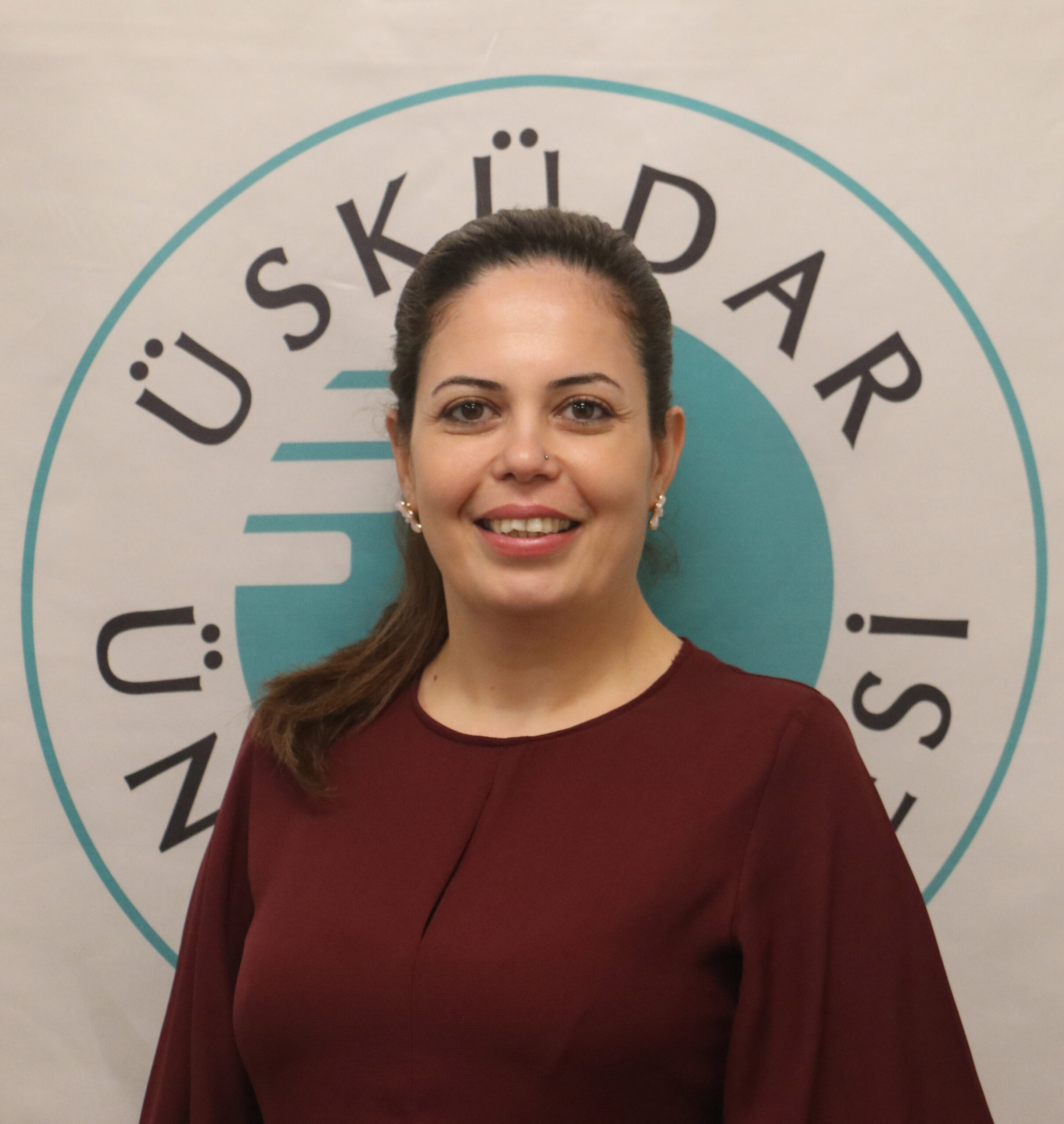Evde Doğum Güvenli mi? Üsküdar Üniversitesi'nden Uzman İsim Açıkladı