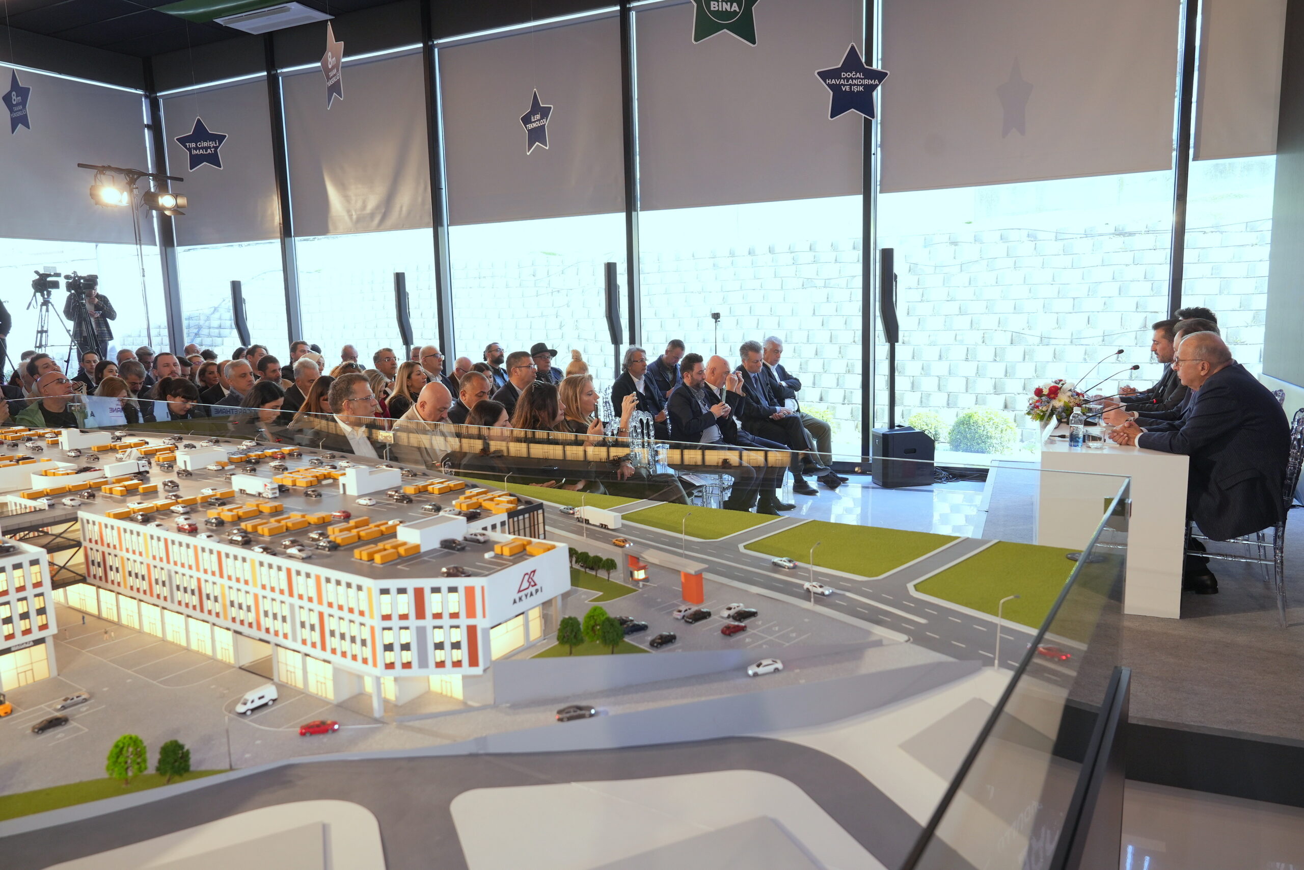 İstanbul'un Sanayi Kalbi Risk Altında: Dönüşüme Ticarethane Modeli