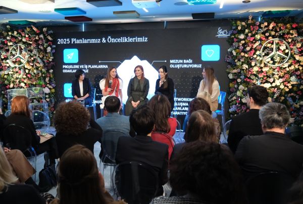 Mercedes-Benz She's Mentoring Programı ...