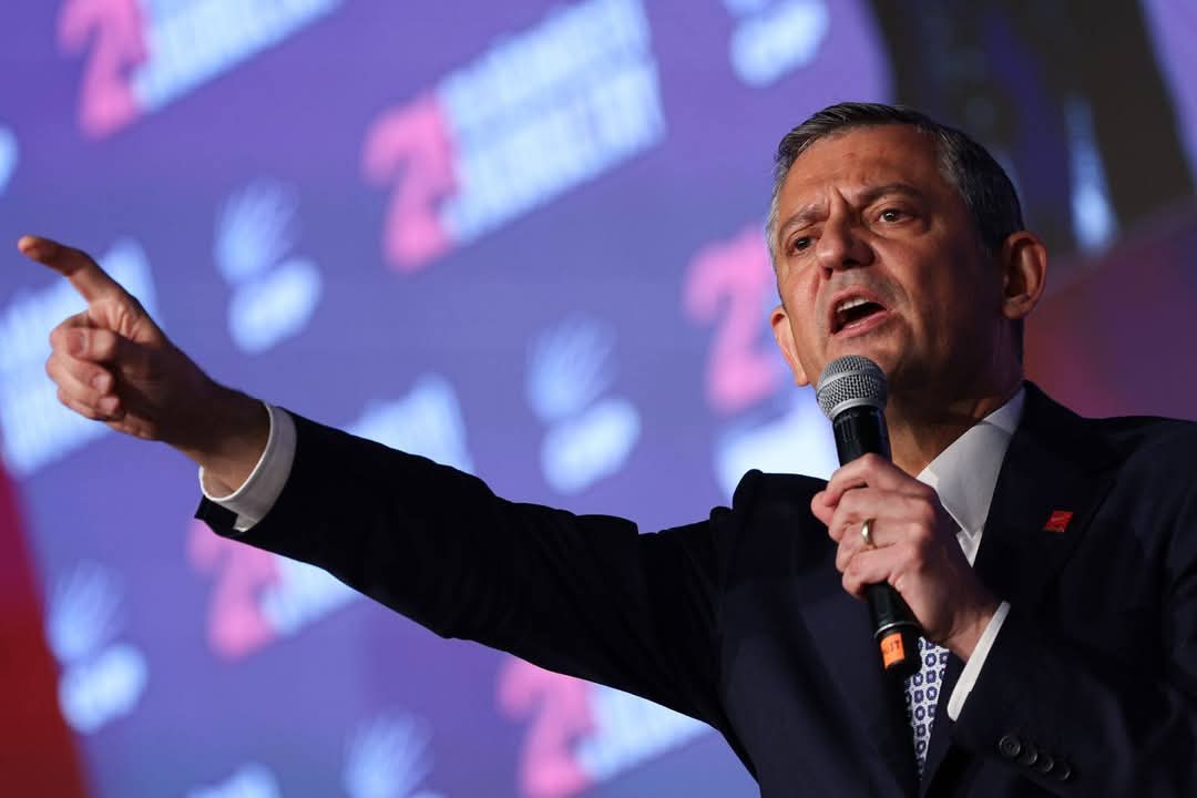 CHP Ankara Mitingi: Yerel Seçimlerin ve Demokrasi Mücadelesinin Önemi Vurgulandı