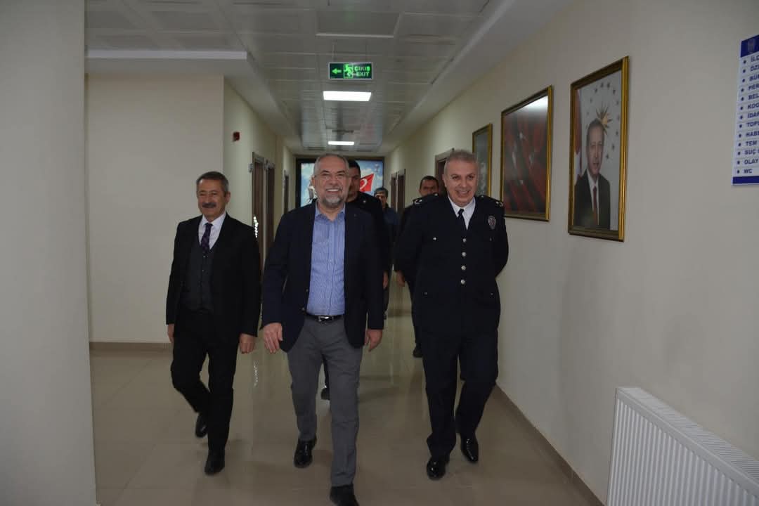 CHP Zile İlçe Başkanı Ali Rıza Bozdemir, Polis Haftası Nedeniyle Zile Emniyet Müdürlüğü’nü Ziyaret Etti