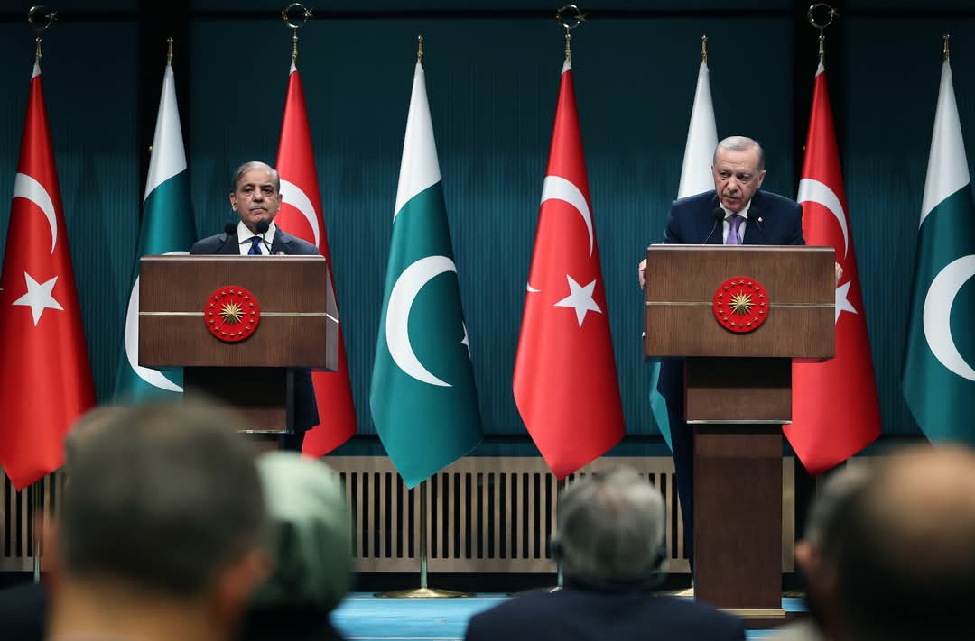 Cumhurbaşkanı Erdoğan ve Pakistan Başbakanı Şerif'ten Külliye'de Stratejik İş Birliği Vurgusu