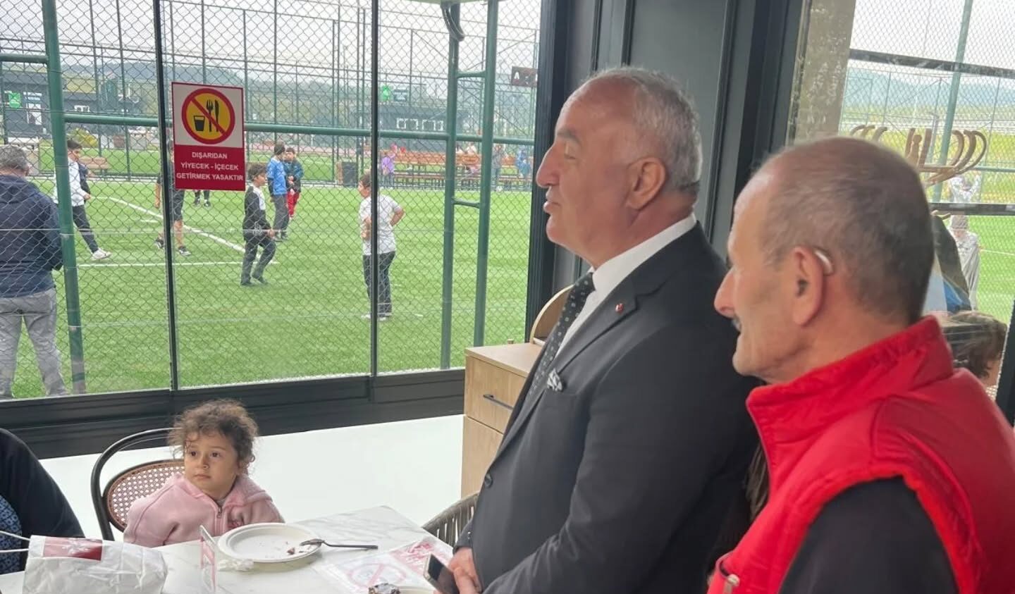 CHP Çekmeköy İlçe Başkanı Haydar Arslan: “Depremin Yaralarını Birlikte Saracağız”