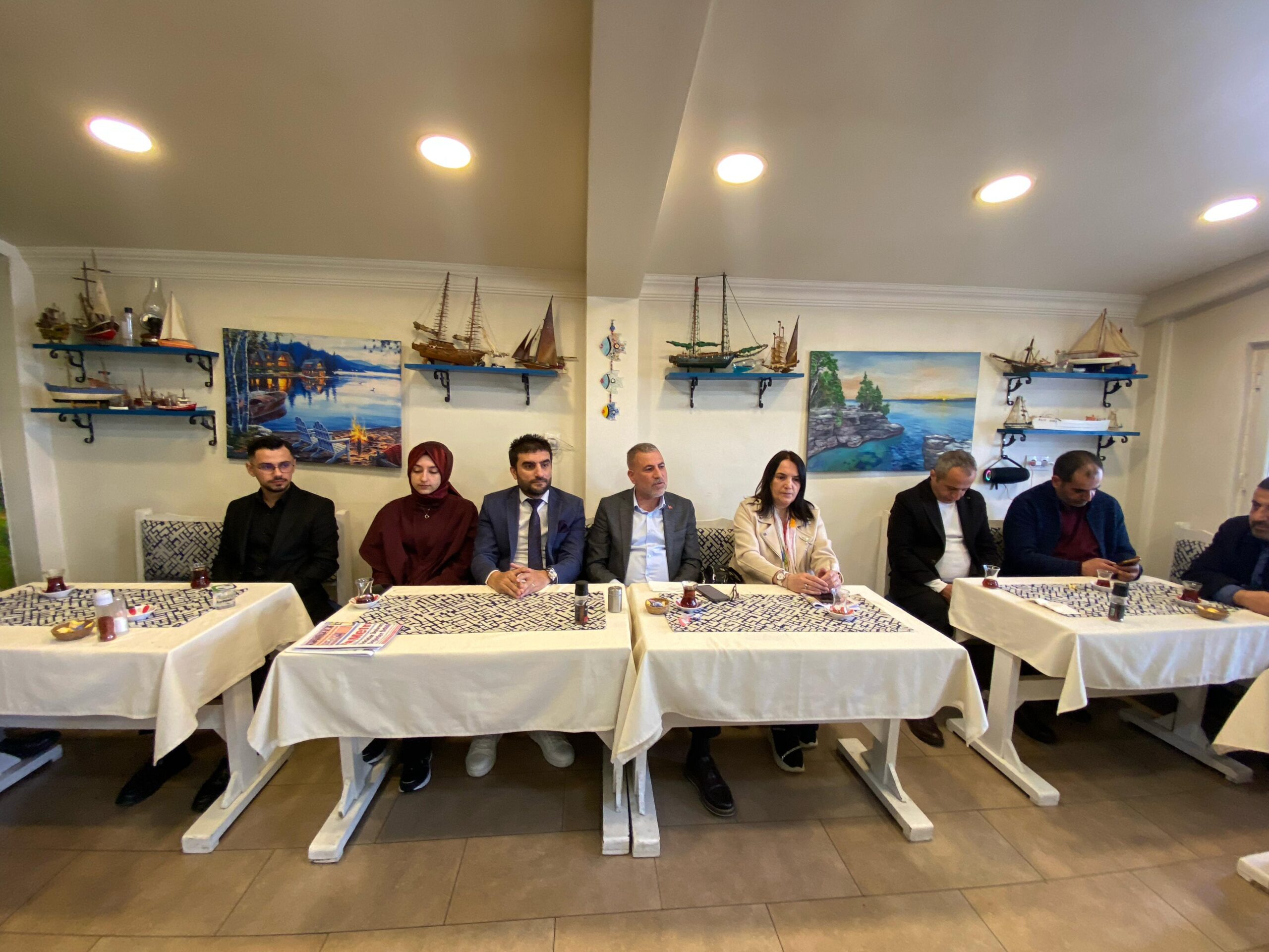 Yerel Medya ve Dijital Haberciler AK Parti Çekmeköy Kahvaltısında Buluştu