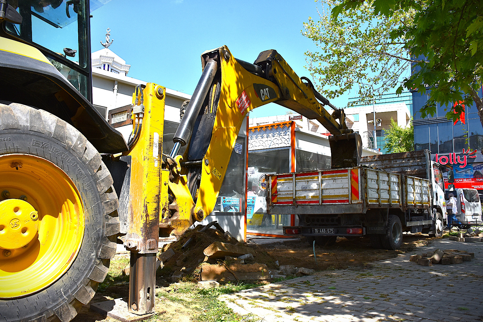 Gemlik'te Trafiğe Nefes Aldıran Düzenleme!