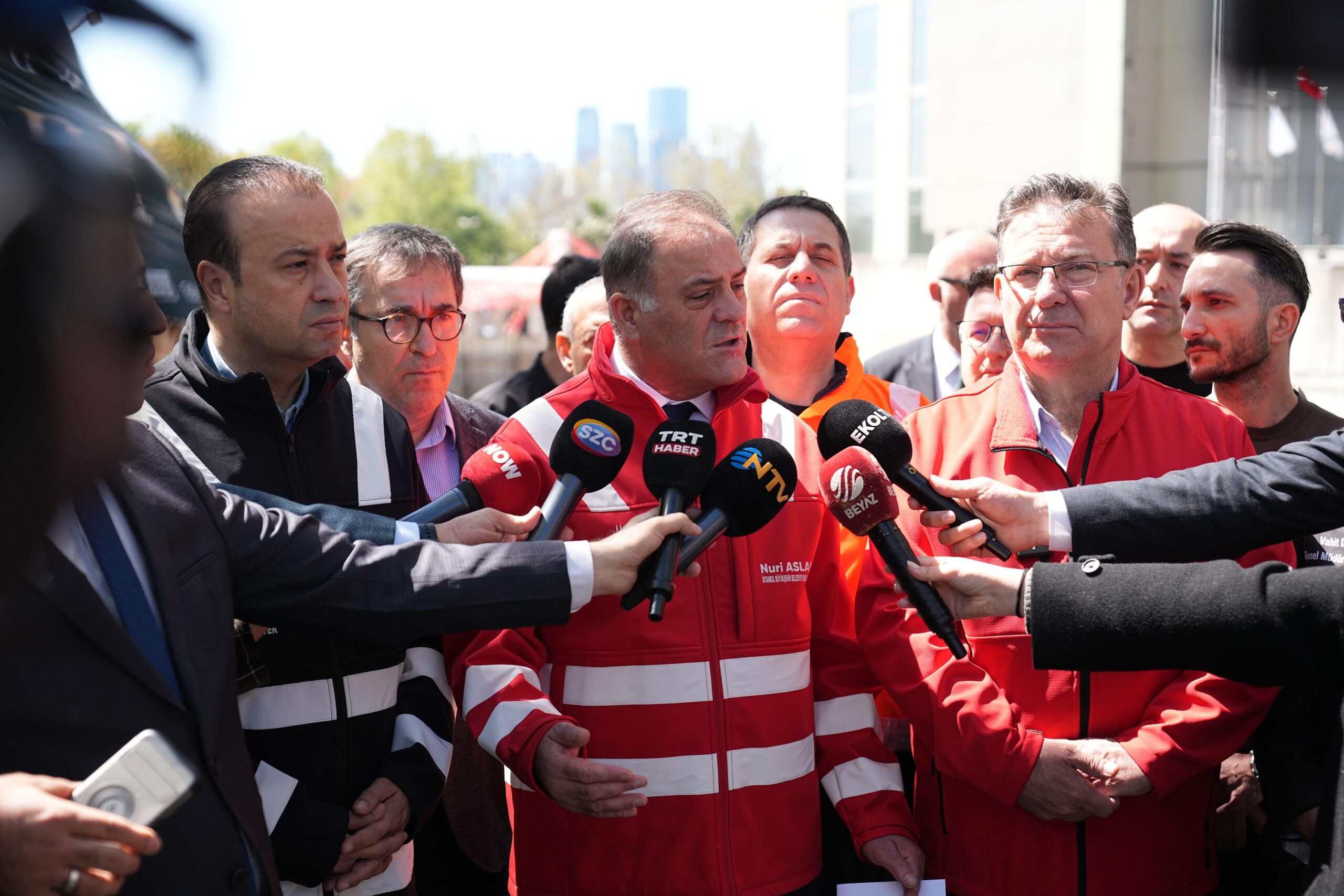 İBB’den Sarıyer Maslak’taki İstinat Duvarı Çökmesi ve Altyapı Çalışmaları Hakkında Basın Açıklaması
