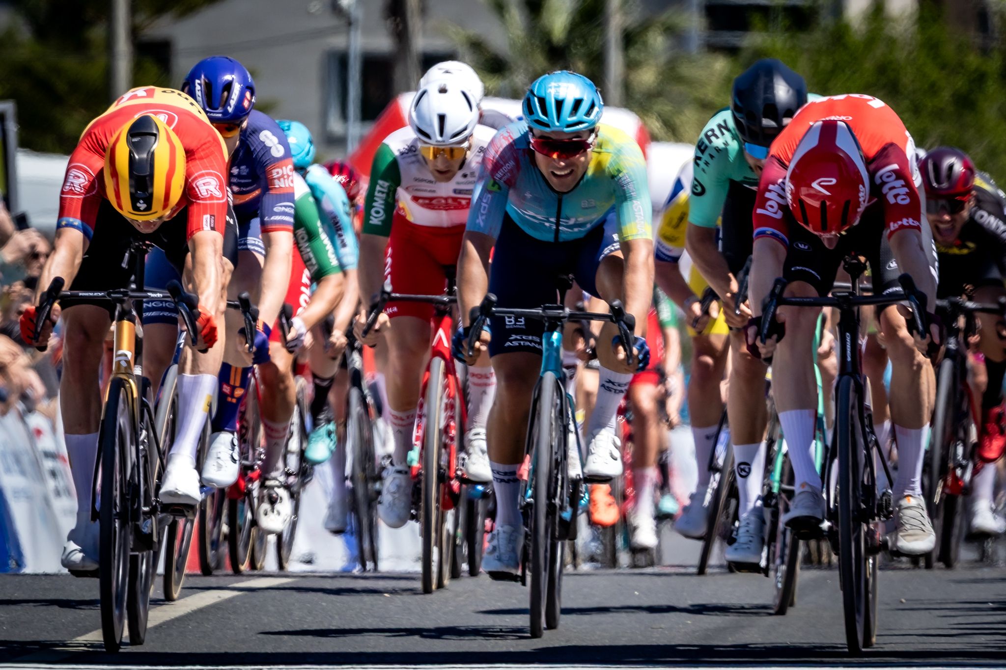 Viviani'den Zafer Sprinti! Türkiye Turu'nda Selçuk-Çeşme Etap Galibi