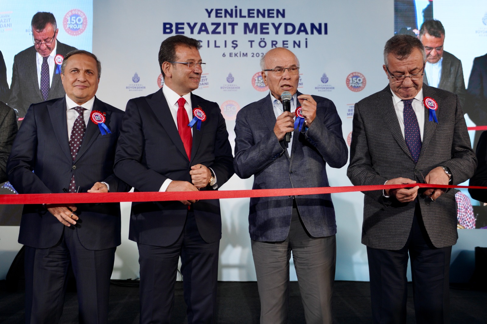 Beyazıt Meydanı Yeniden Canlandı: Etkinliklerin ve Tarihin Buluşma Noktası Oldu
