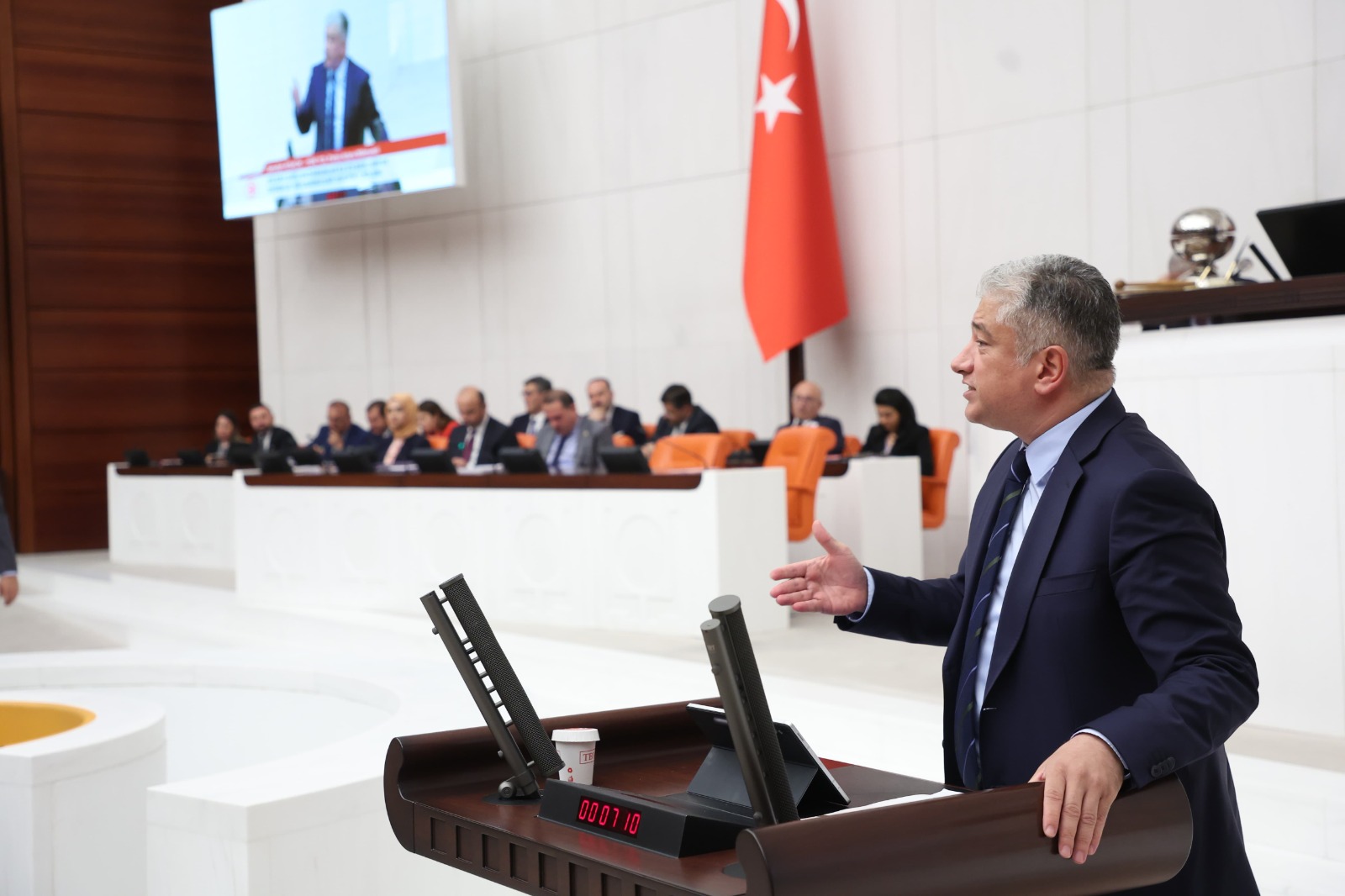 Sadullah Kısacık’tan TRT ve RTÜK Eleştirisi: “Tarafsızlık Anayasal Güvencedir, Kurumlar Hepimizin”