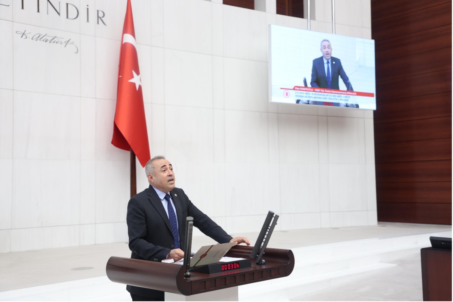 Karatutlu’dan Kahramanmaraş Yönetimine Sert Eleştiri: “Koordinasyonsuzluk, İhmal ve Keyfî Kararlar Şehri Sarsıyor”