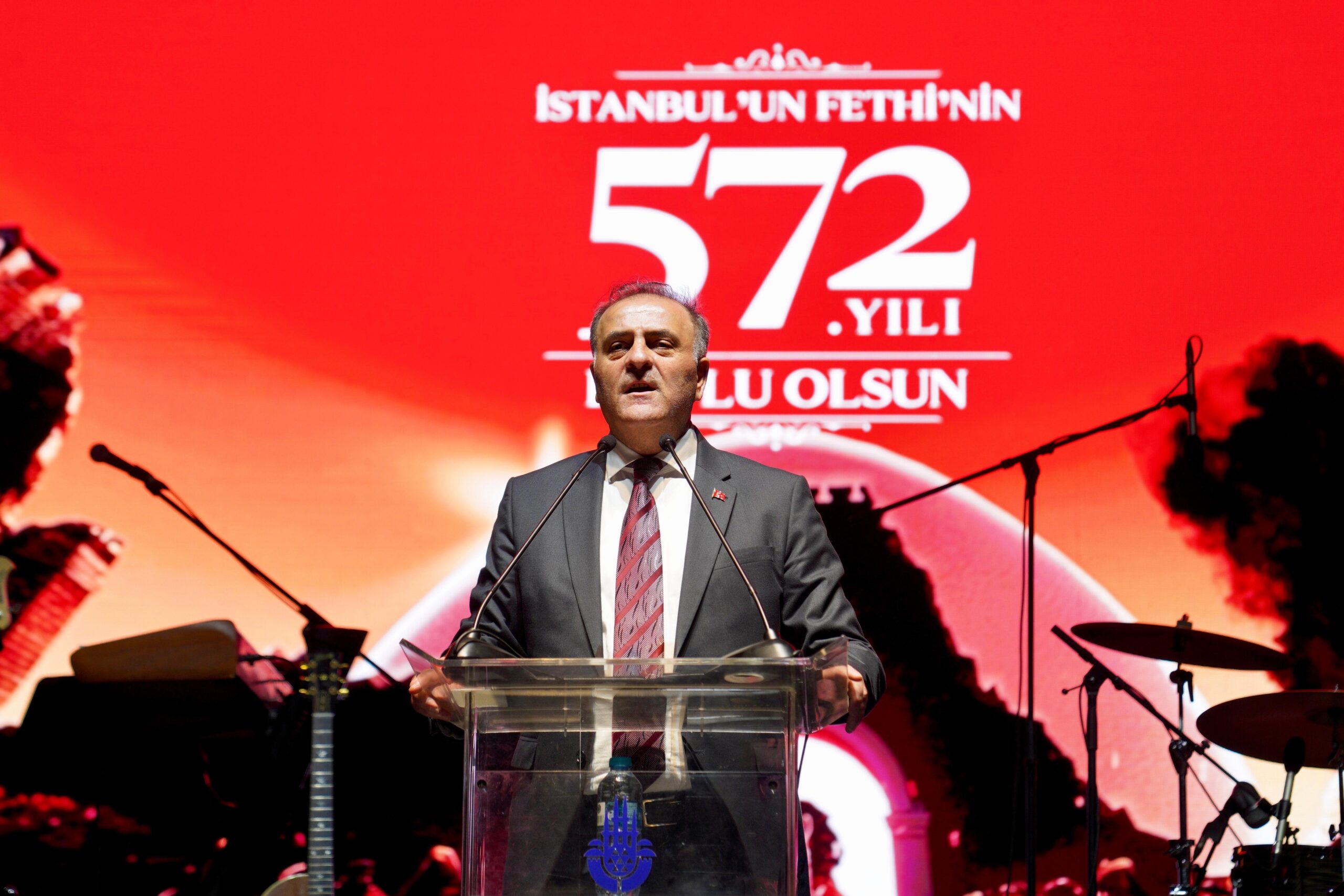 İstanbul Fethi’nin 572. Yılında İmamoğlu’suz Kutlama: İBB Başkanvekili Aslan’dan “Muhafız” Mesajı