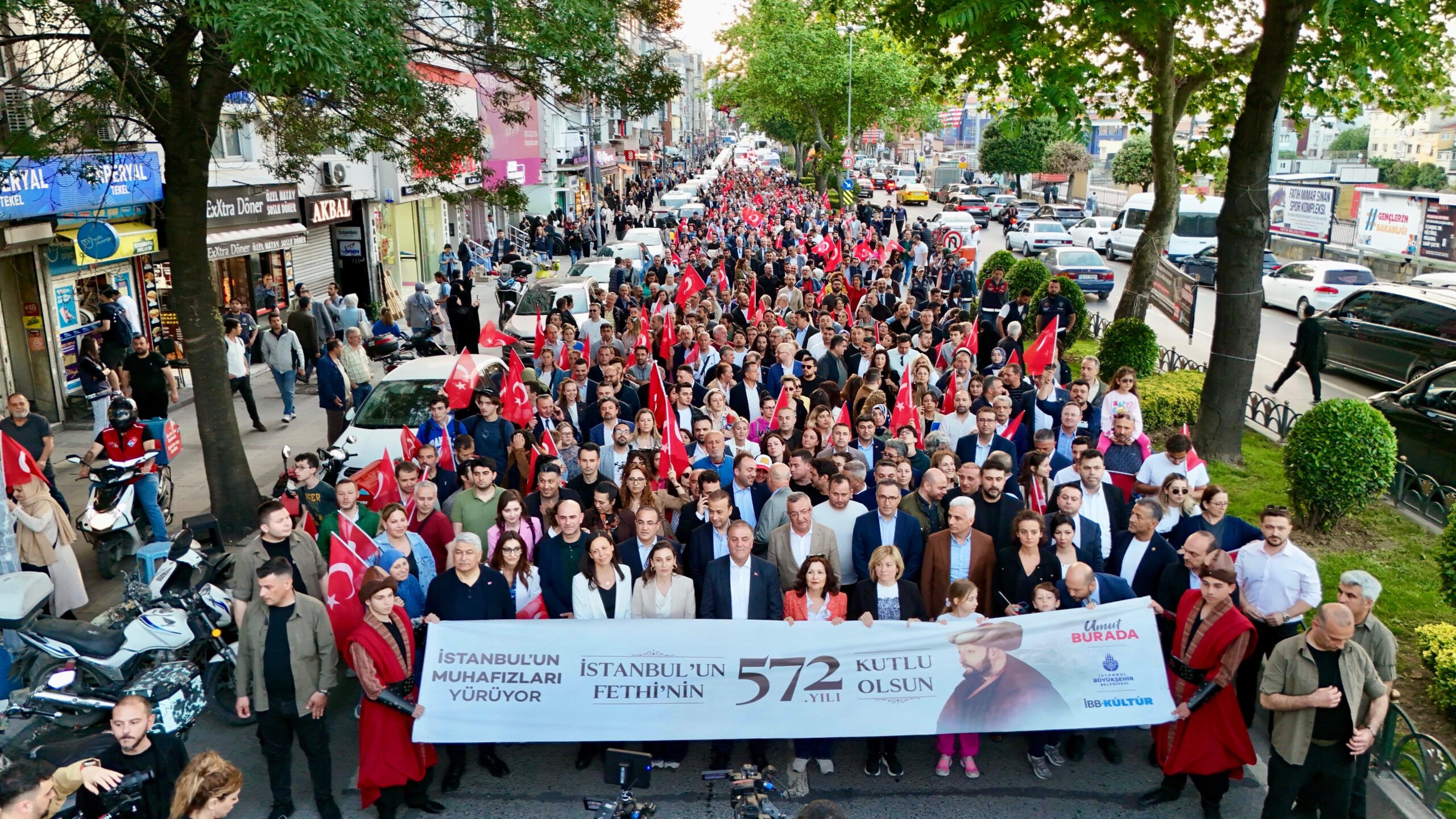 İstanbul Fethi'nin 572. Yılında İmamoğlu'suz Kutlama: İBB Başkanvekili Aslan'dan "Muhafız" Mesajı