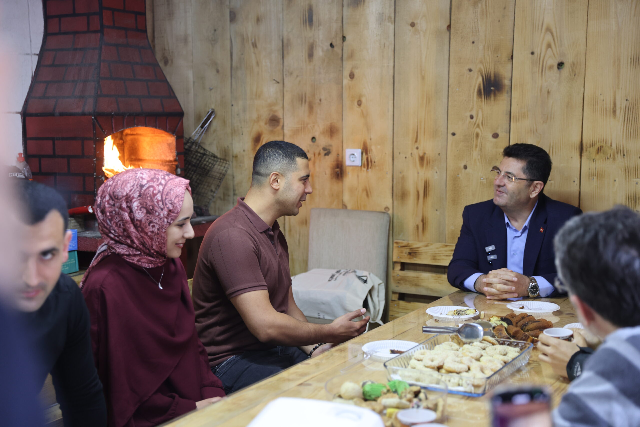 4 Mevsim, 3 Ülke, 25 Gün: Çekmeköylü Genç Çiftin Motosikletle Umre Hikayesi