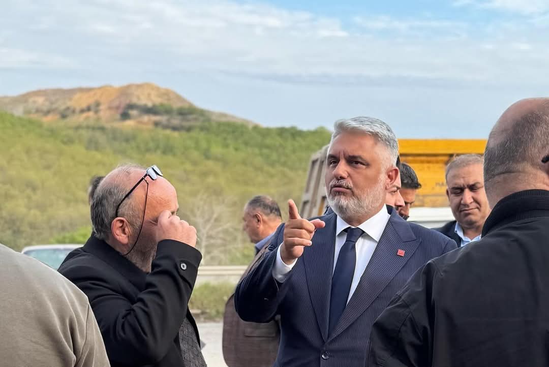 Şile CHP’den Yanan Dükkanlara Ziyaret: Esnafa Destek Sözü