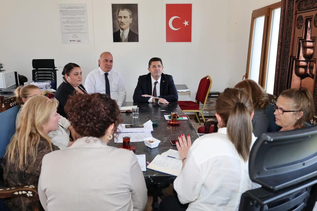 BAŞKAN ÇERKEZ’DEN HEMŞEHRİ ZİYARETİ VE KADIN EMEĞİ PAZARI İNCELEMESİ