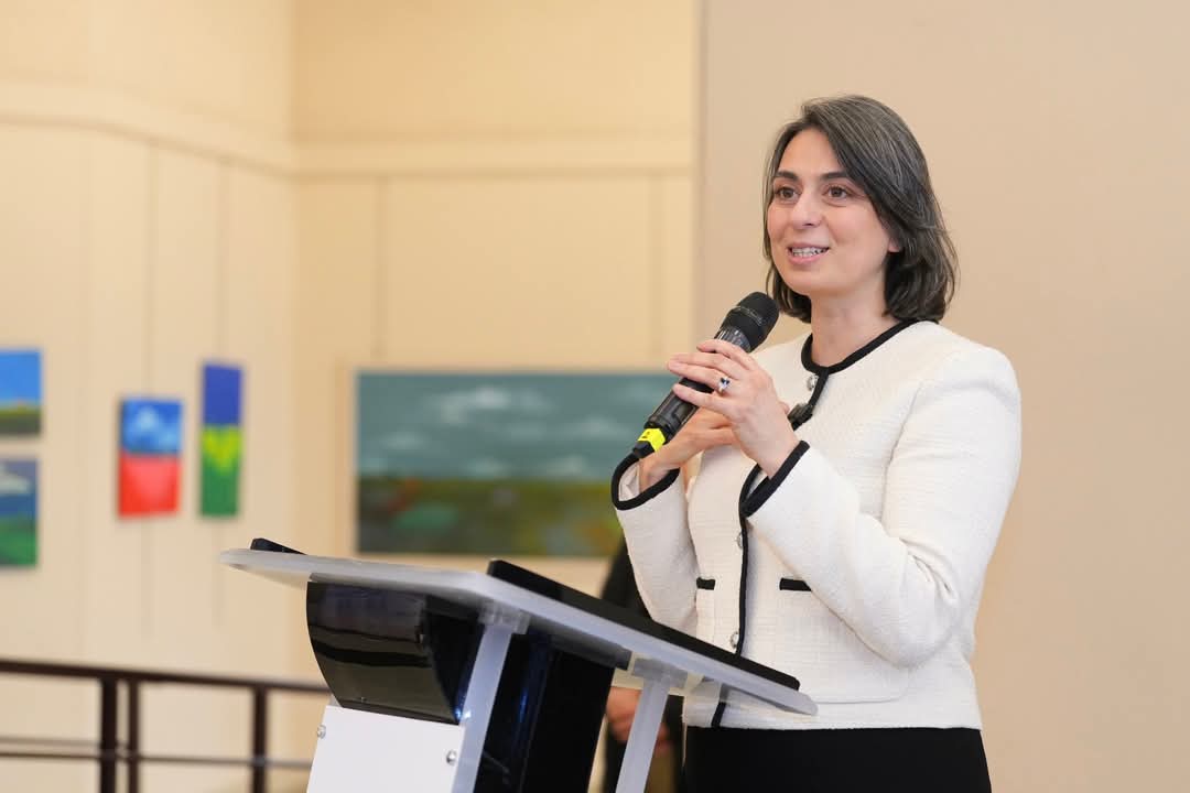 Üsküdar Belediye Başkanı Sinem Dedetaş’tan Anlamlı Ziyaret: “Sanat Sınır Tanımaz”