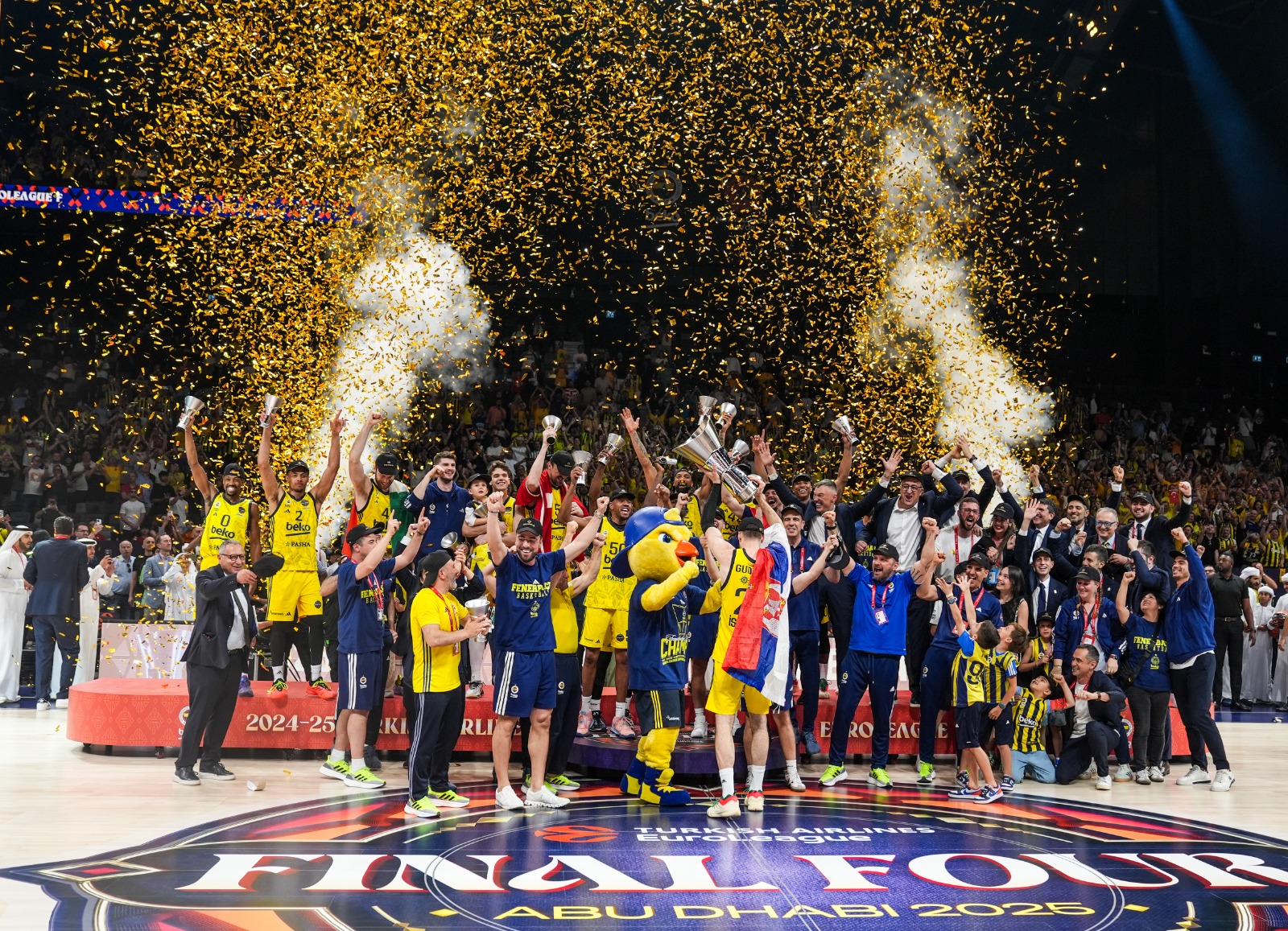 AVRUPA’NIN EN BÜYÜĞÜ BİR KEZ DAHA BİZİZ! FENERBAHÇE BEKO,