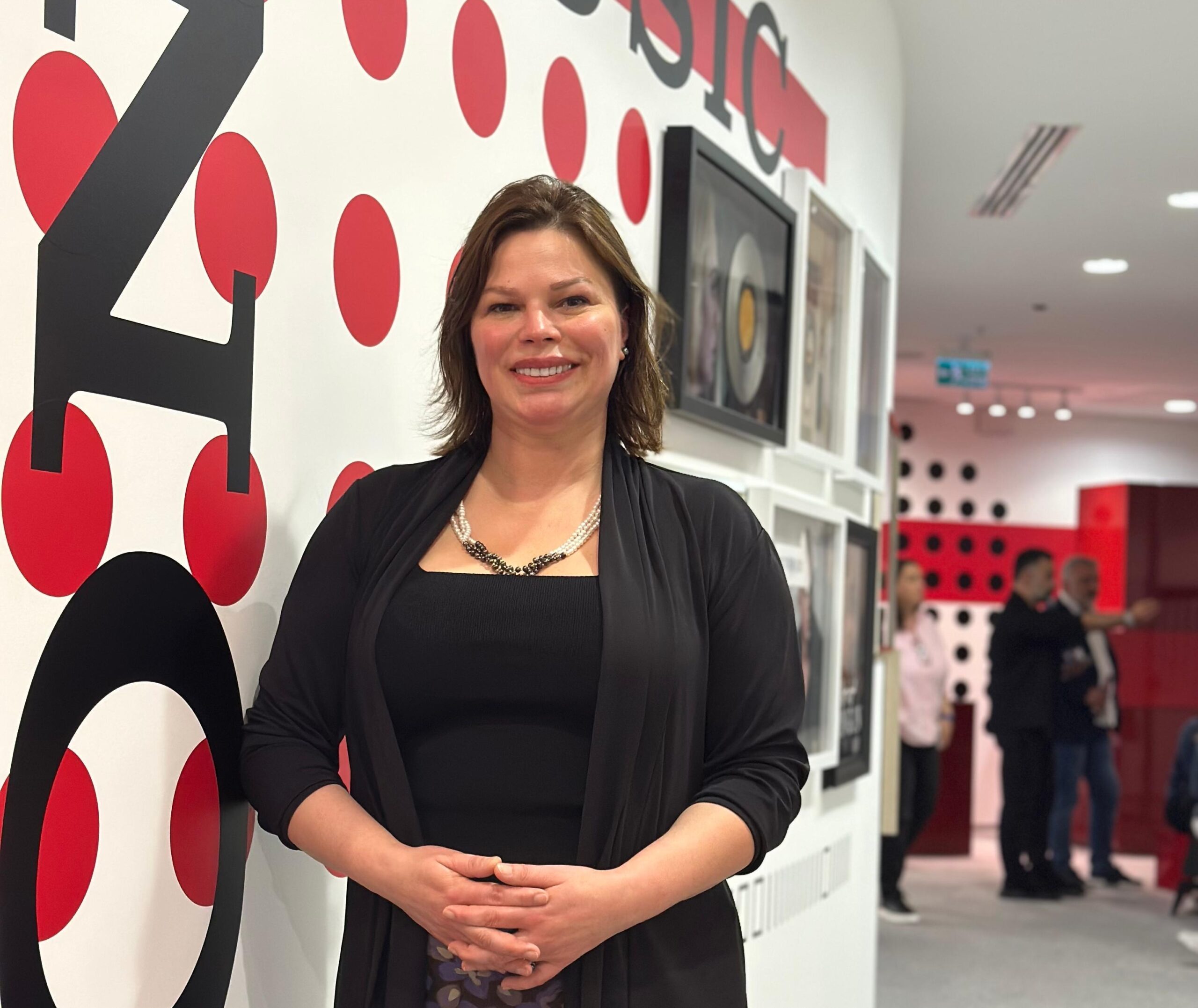 Sony Music Türkiye Yeni Ofisinde Sanatçıları ve Gazetecileri Buluşturdu