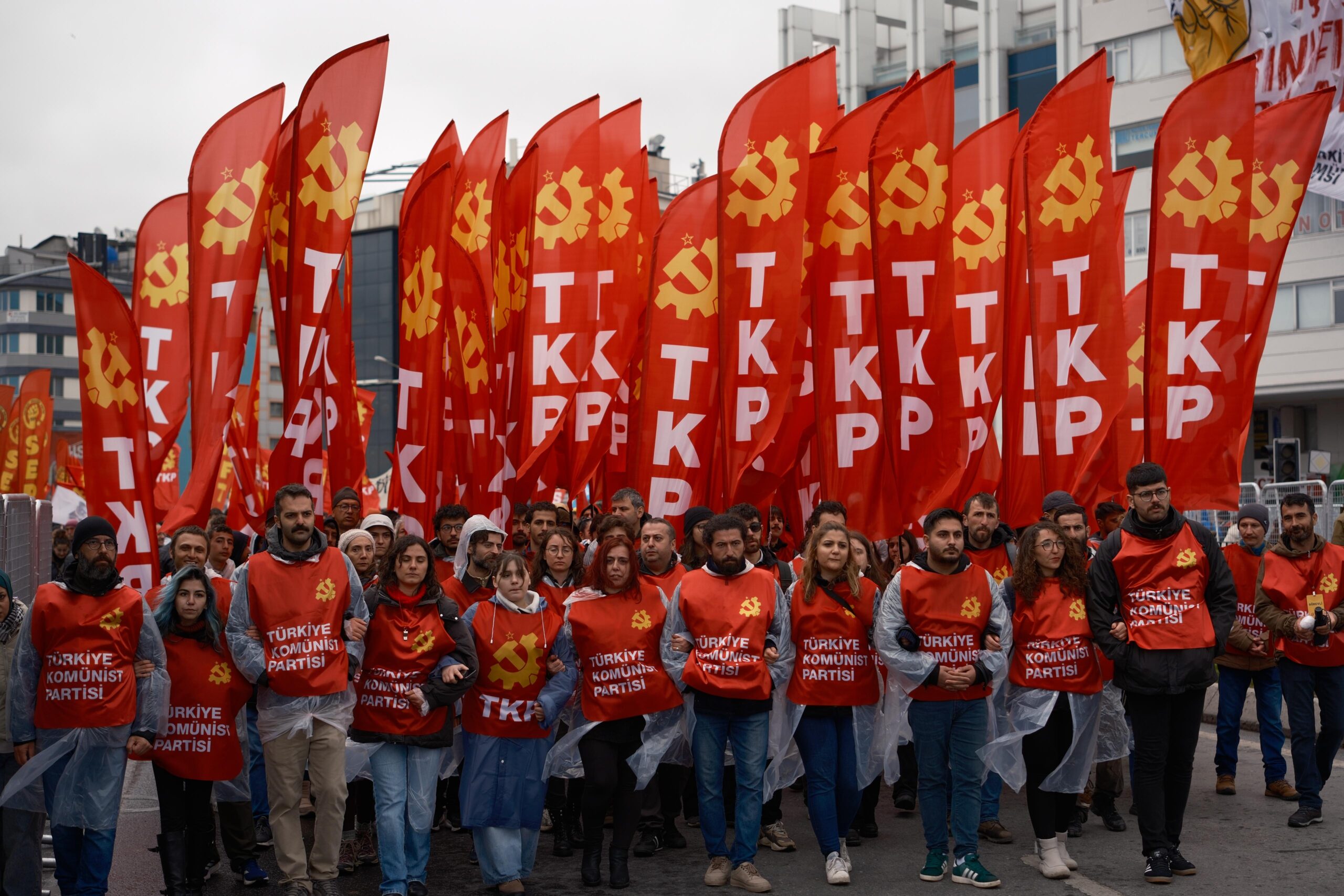TKP Genel Sekreteri Kemal Okuyan'dan Ekol TV'de Çarpıcı Açıklamalar: "Türkiye'de Örnek Gösterilecek Bir Sosyalizm Mümkün"