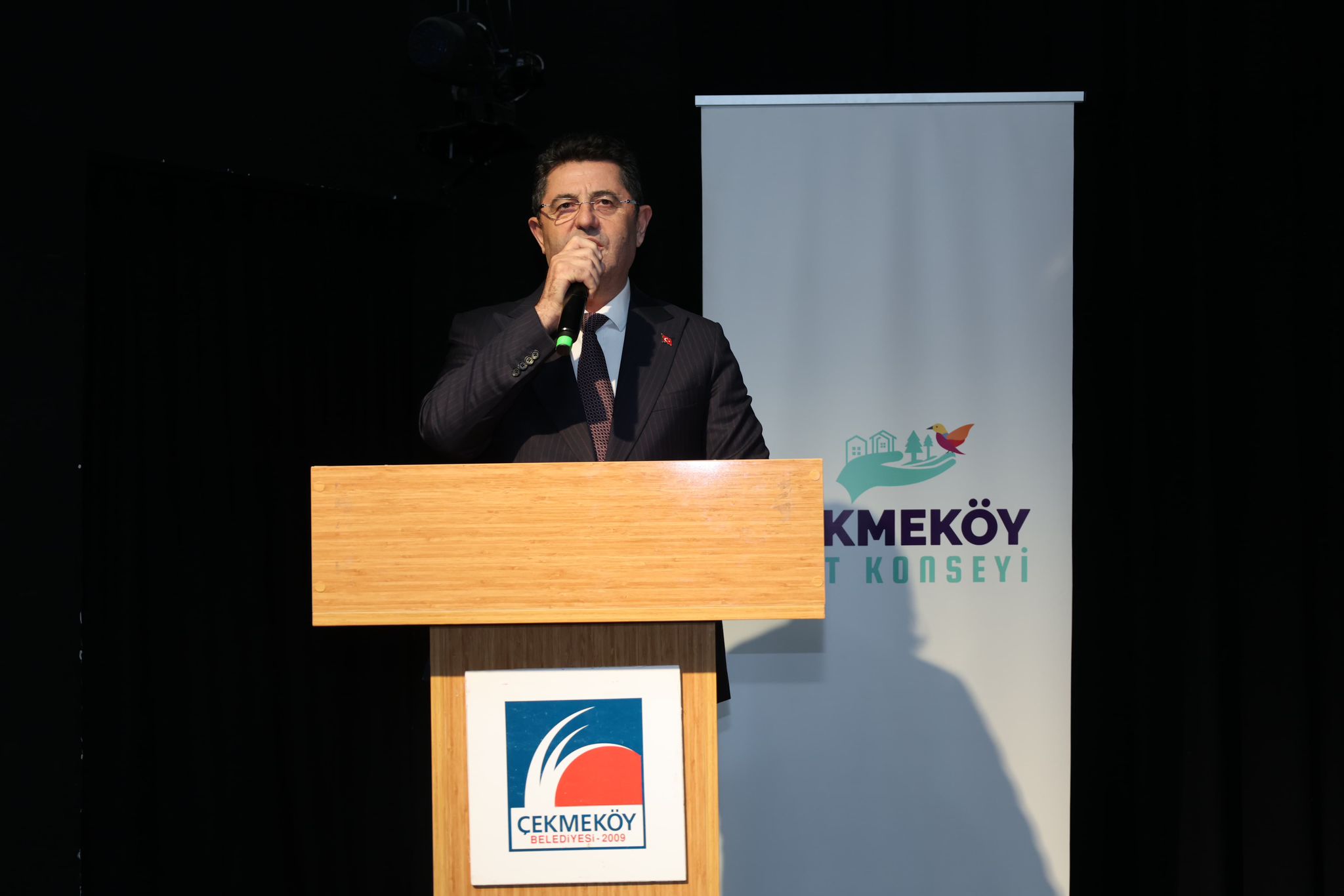 GÜÇLÜ KADINLAR ÇEKMEKÖY’DE BULUŞTU: “GÜÇLÜ TOPLUM KADININ EMEĞİYLE KURULUR”